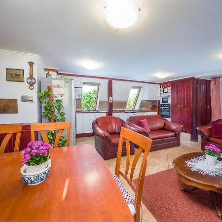Tamás Apartman Balatonföldvár szívében- egész évben nyitva! Balatonfoldvar Exterior foto