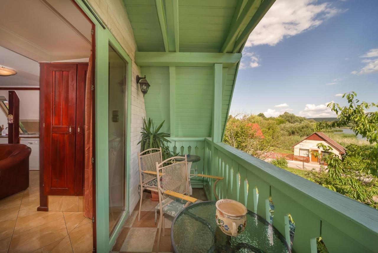 Tamás Apartman Balatonföldvár szívében- egész évben nyitva! Balatonfoldvar Exterior foto