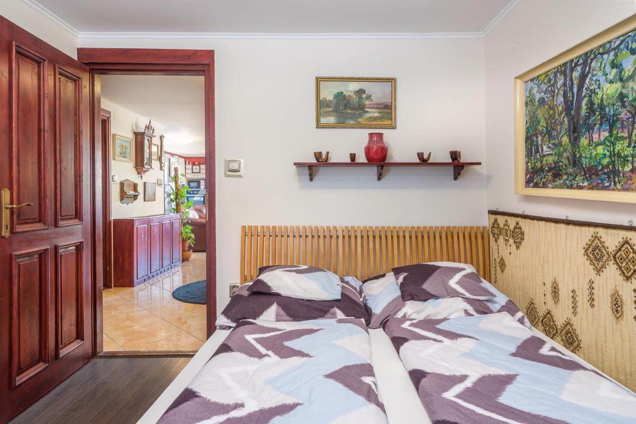 Tamás Apartman Balatonföldvár szívében- egész évben nyitva! Balatonfoldvar Exterior foto