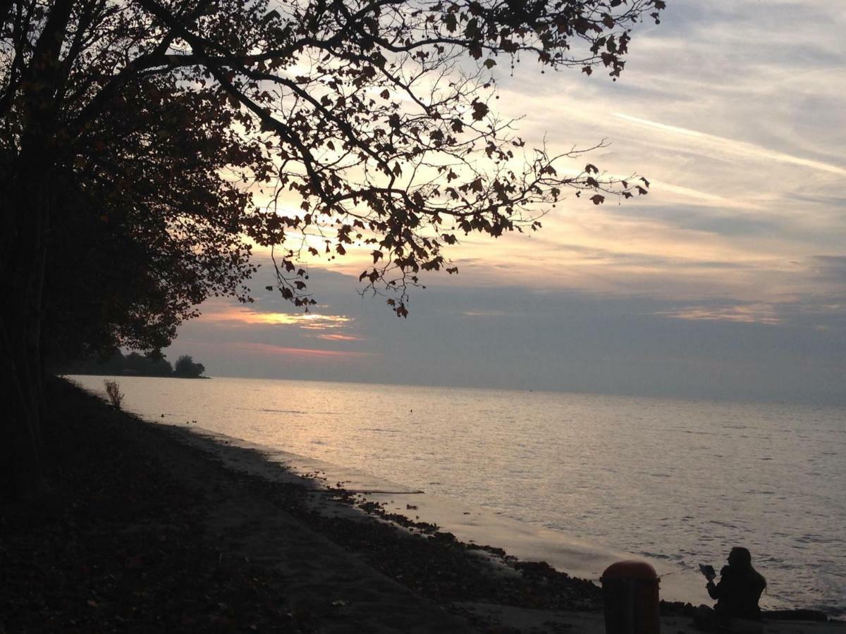 Tamás Apartman Balatonföldvár szívében- egész évben nyitva! Balatonfoldvar Exterior foto