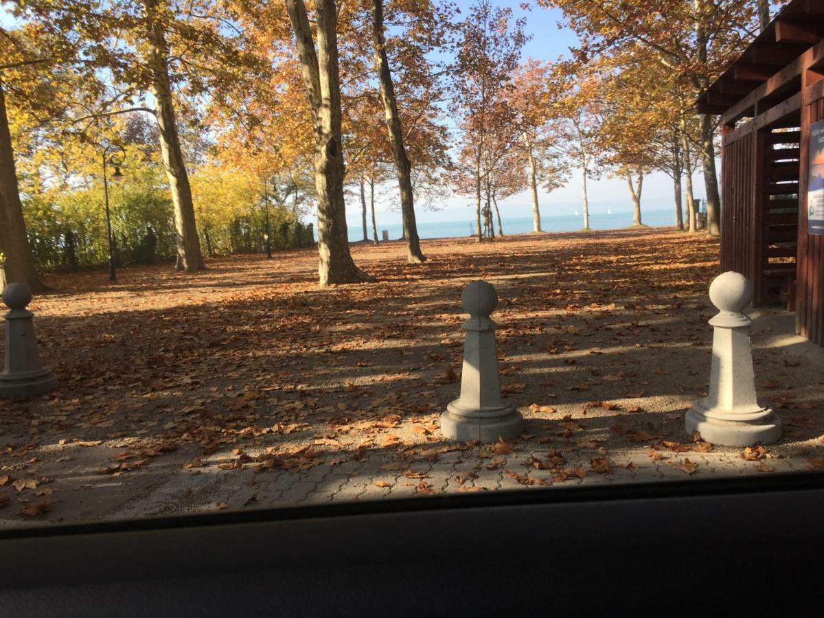 Tamás Apartman Balatonföldvár szívében- egész évben nyitva! Balatonfoldvar Exterior foto