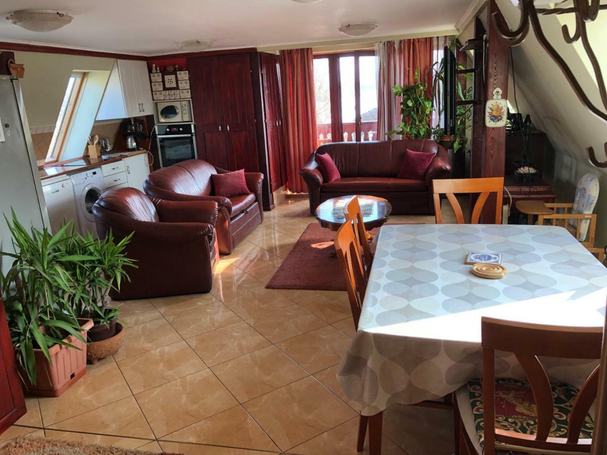 Tamás Apartman Balatonföldvár szívében- egész évben nyitva! Balatonfoldvar Exterior foto